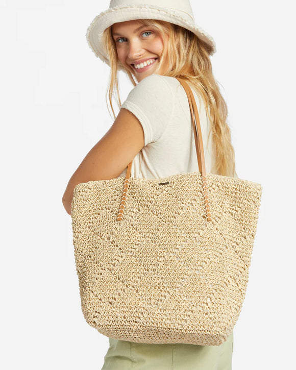 BB PERFECT FIND STRAW BAG