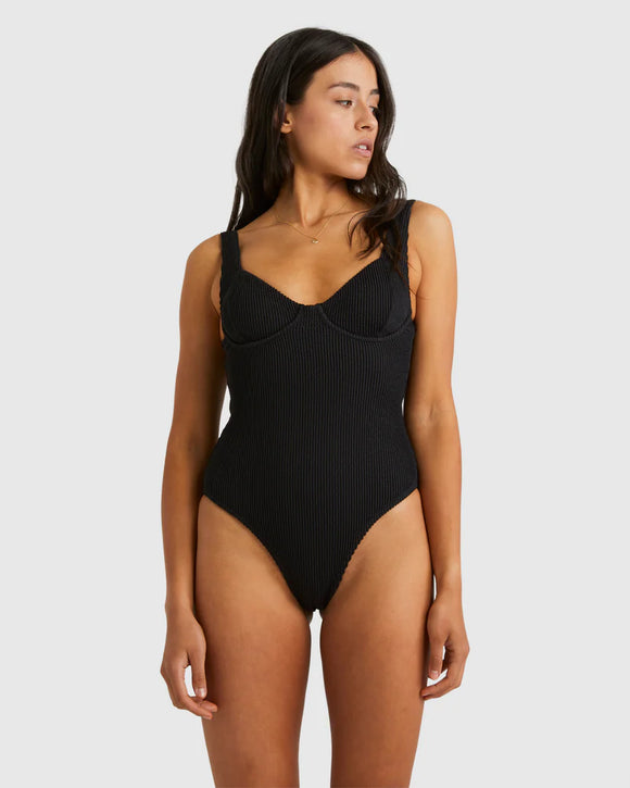 BB SUMMER HIGH CHLOE ONE PIECE